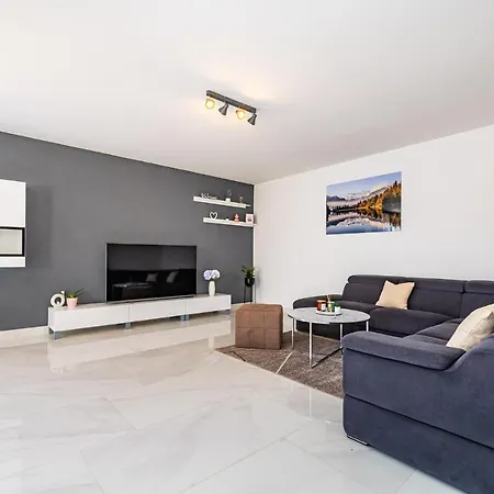 Poolincluded Villa Escape *