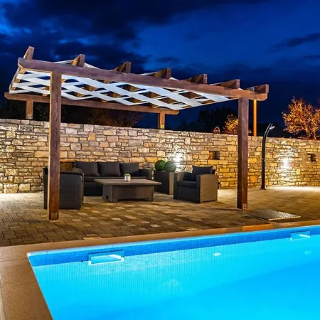 Poolincluded Villa Escape *