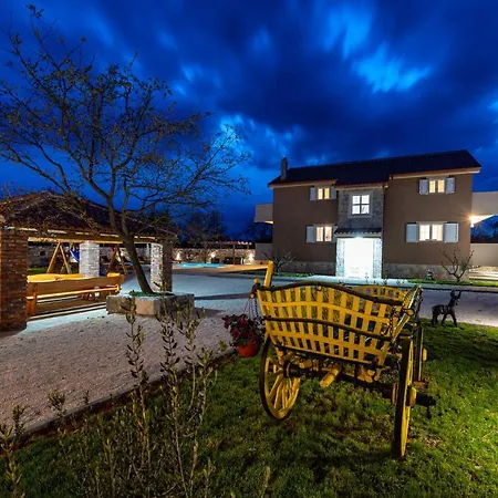 Poolincluded Villa Escape Tatil Evi Perusic Benkovacki
